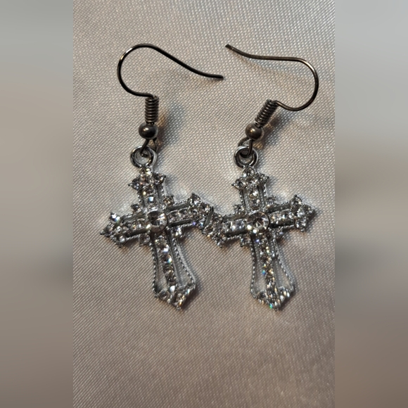 Gorgous CROSS Earrings - Picture 6 of 6